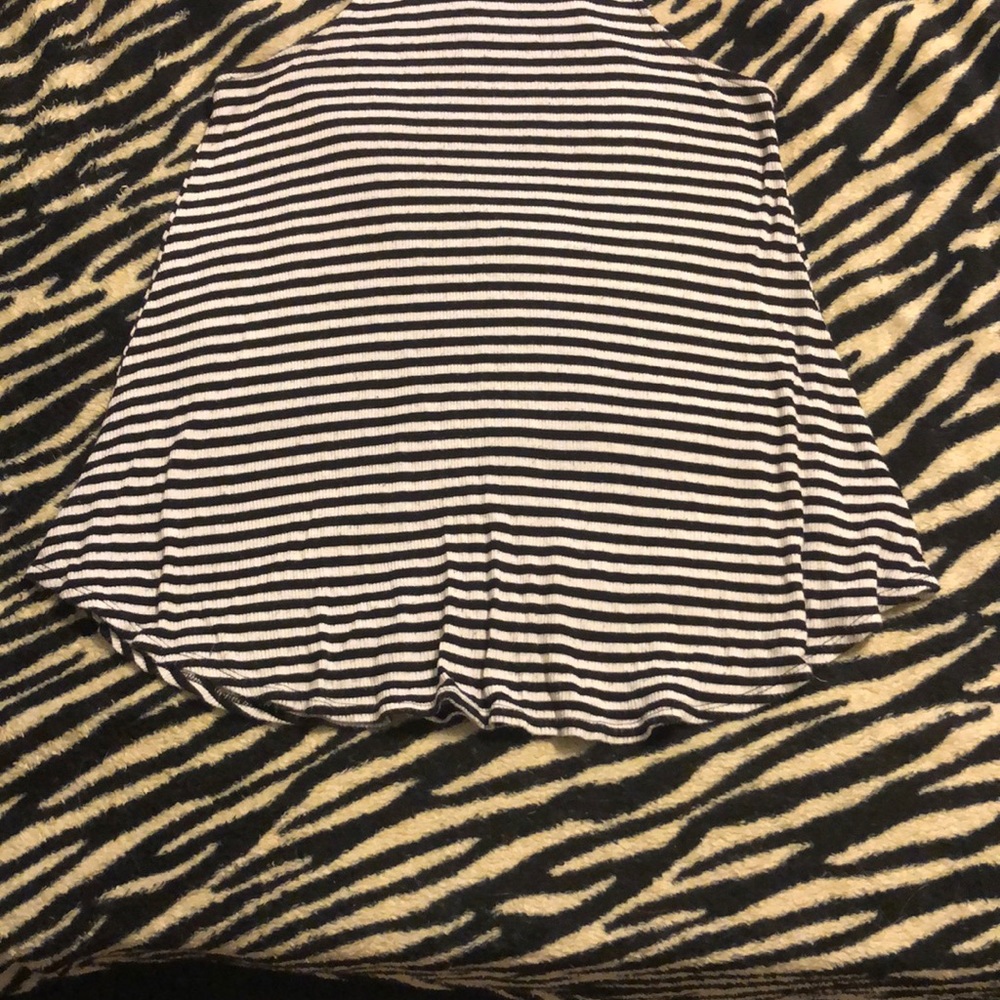 Tank top - Picture 3 of 4